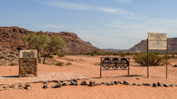 Twyfelfontein (Weltkulturerbe) - GPS: 20°35'27